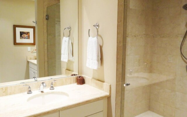 Pacifico L103 - 2bedroom Upscale Ground Floors Unit