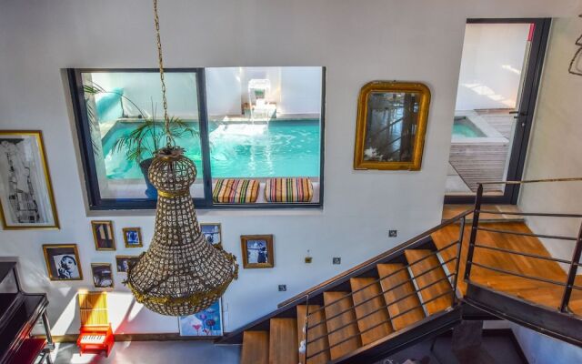 Splendid Holiday Home in Espère France With Private Pool