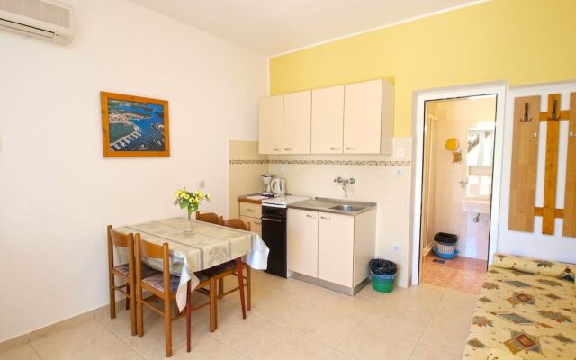 Apartment Neven 810