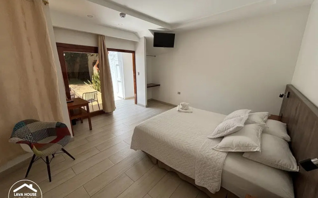 Lava House Hostal