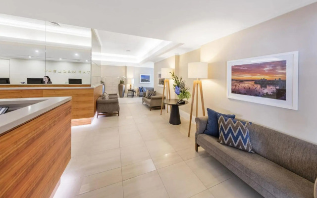 Macleay Hotel