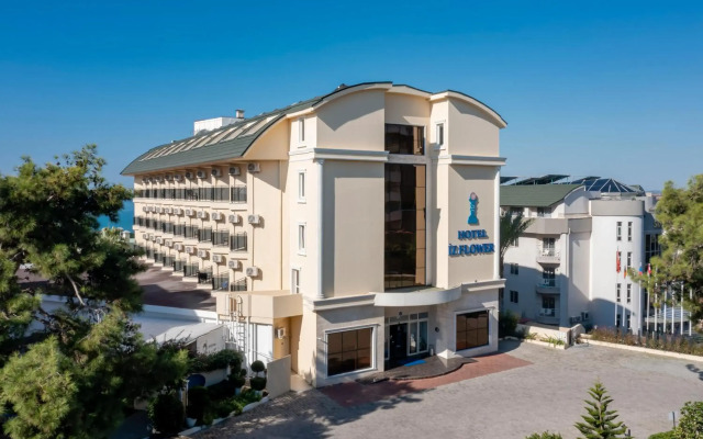 İz Flower Side Beach Hotel