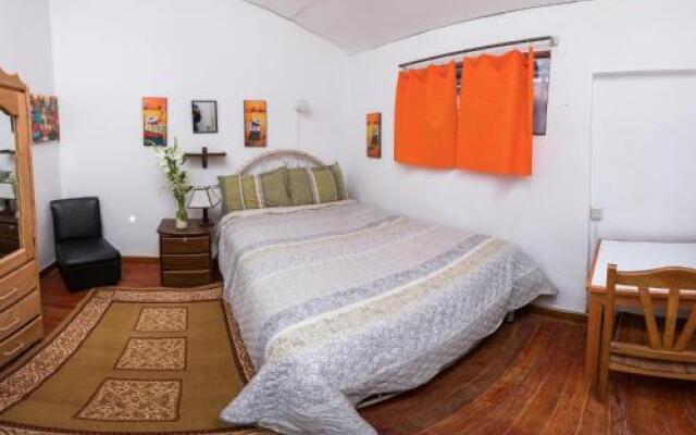Carlos Guest House Cusco 1