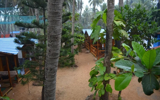 Royal Touch Beach Huts & Restaurant
