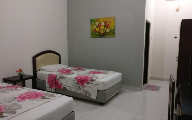 Wisma Liontine – Guest Rooms – Palangkaraya