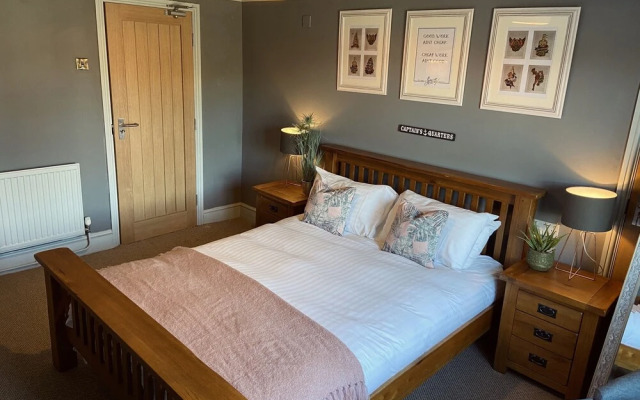 The Riverside Rooms
