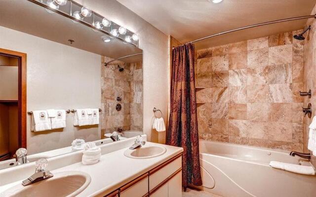 Chateau Chamonix by Steamboat Resorts