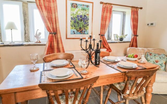 Foxstone Edge Cottage