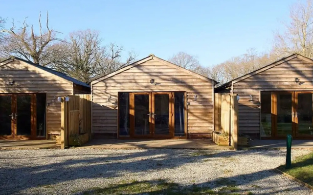 Host Stay Oak Barn