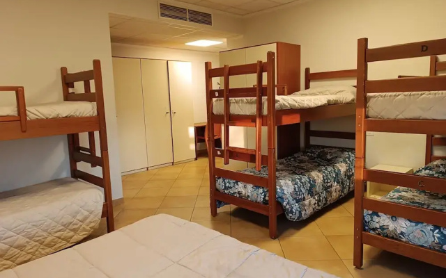 Student's Hostel San Leonardo