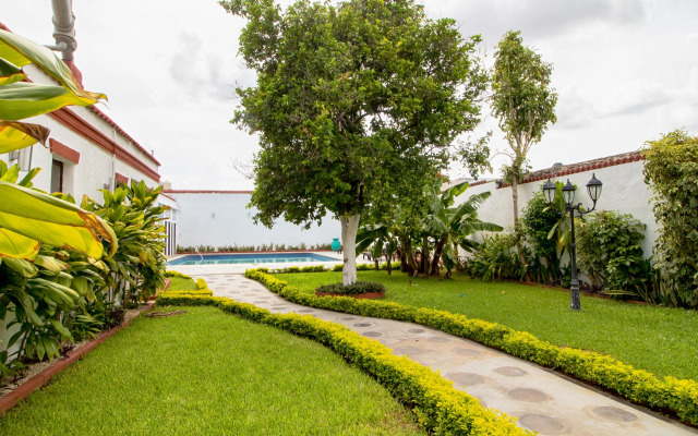 Hotel Colon