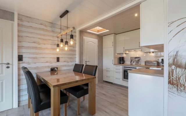 Bungalow in Callantsoog Near Sandy Beach