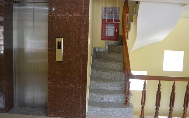 Queen Hotel Cat Ba