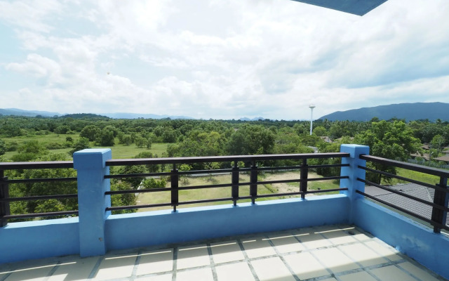 Sea Mountain Khanom Hotel