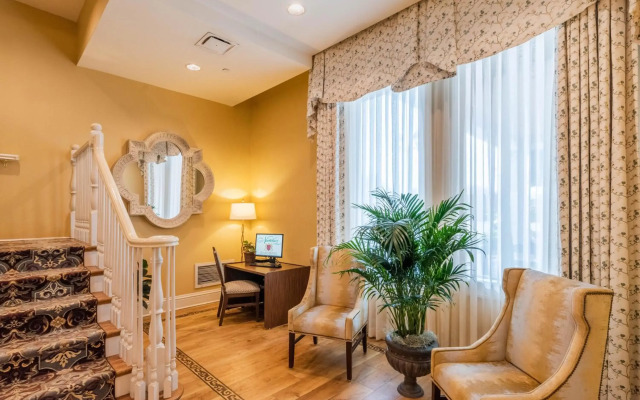 Natchez Grand Hotel & Suites On the River