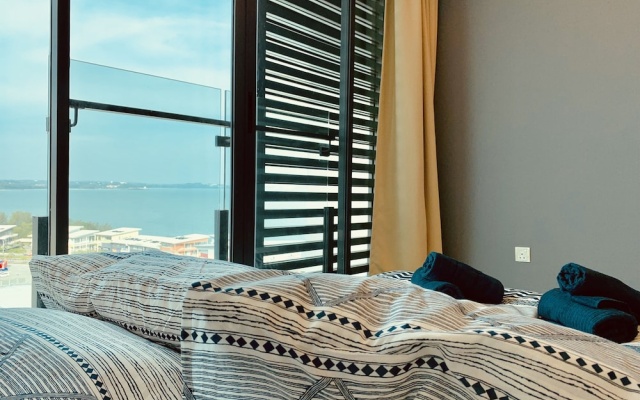 D'wharf Residence PD Waterfront Family Max Suite by AirPlan – Guest Rooms – Port Dickson