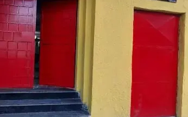 Yellow Residence