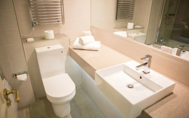 Best Western Bristol North The Gables Hotel