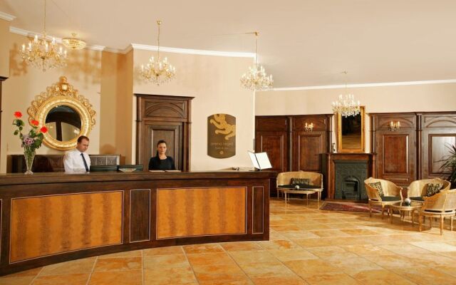 Arena Regia Hotel & Spa