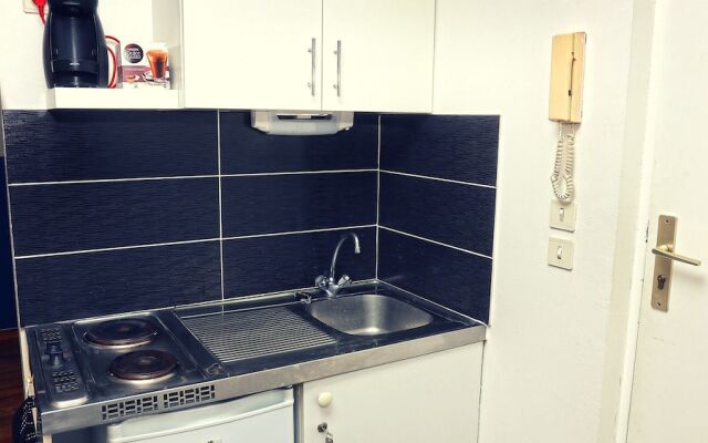 Le Pasteur Superdole