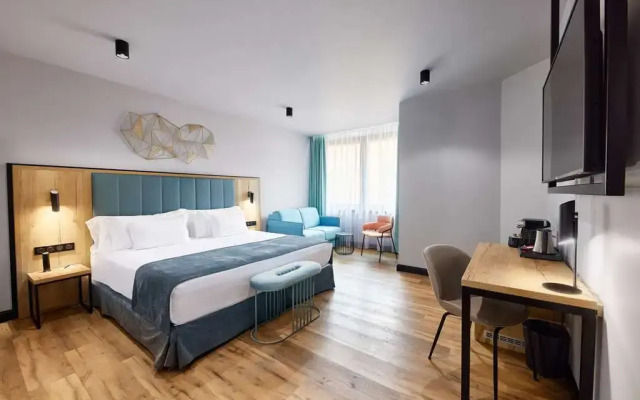 Trendy Deluxe Apartments