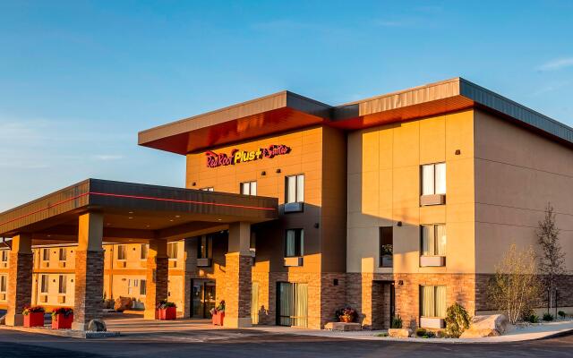 Red Roof Inn PLUS+ & Suites Malone