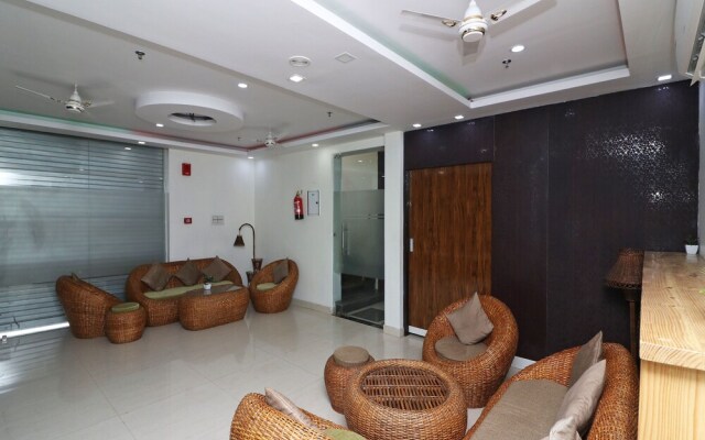 Oyo 14909 Hotel Vivid