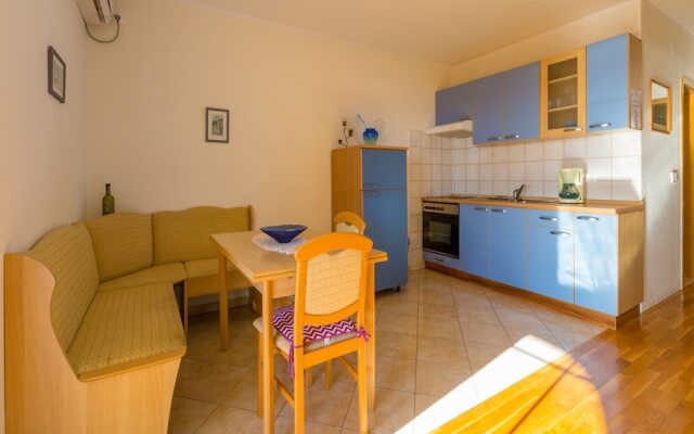 Apartments Kolonic