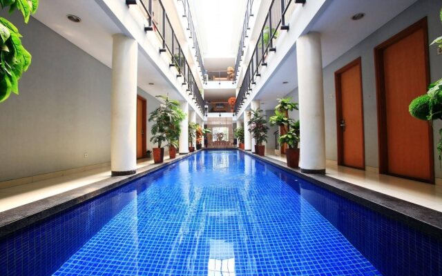 Cilandak Mansion by Reddoorz