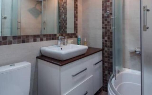 Modern 1BR In The Heart of Batumi