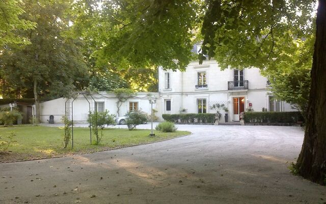 Hôtel Les Fontaines - St-Georges