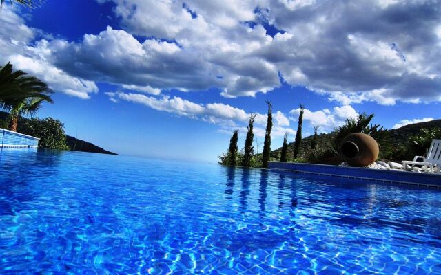 Azul Arenas Andalucia