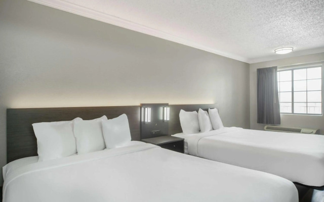 Motel 6 San Antonio, TX – I-35 North Corridor