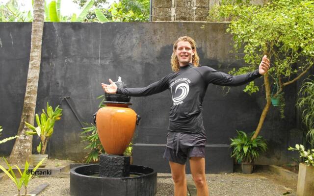 Cocoplant Surf Inn