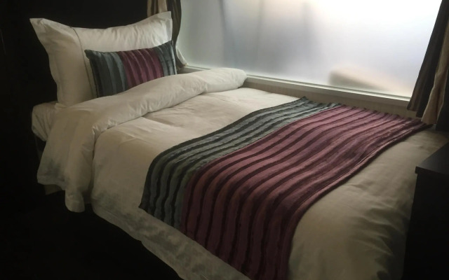 Seasons Hotel - Causeway Bay