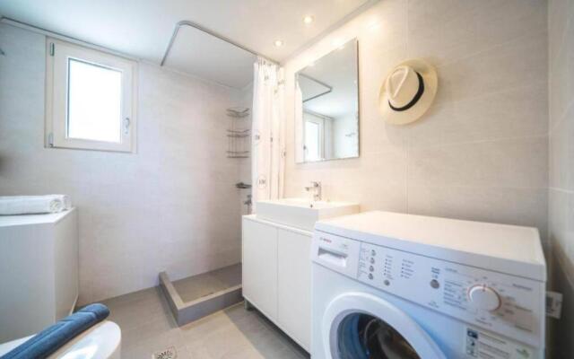 Terra Zeus - Wooden House Beachfront