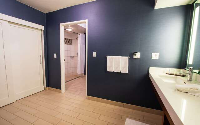 Embassy Suites by Hilton Scottsdale Resort