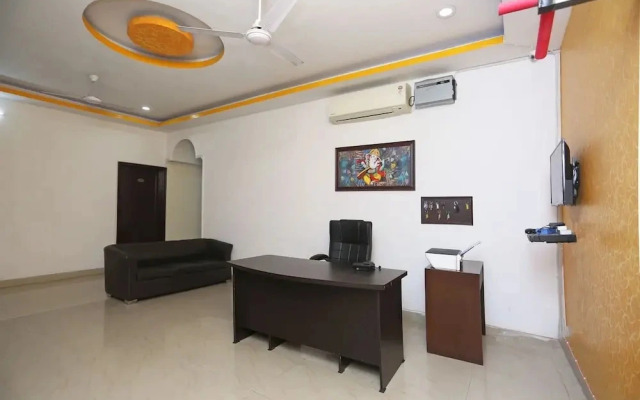 Homeystay Comfort By OYO Rooms