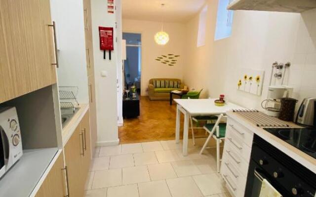 Enjoy Mouraria Apartments