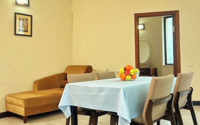 Crown Suites