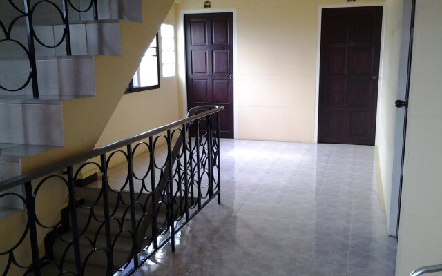 At.Center Guest House & Motorbike For Rent