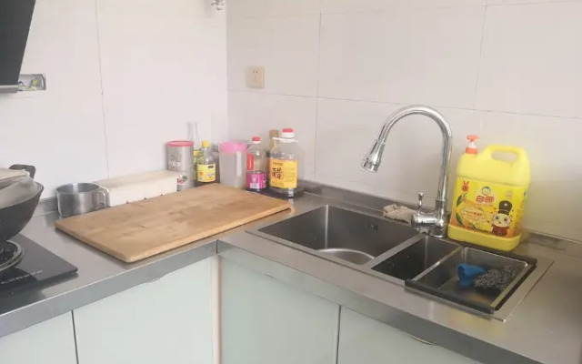 Cave Courtyard Homestay