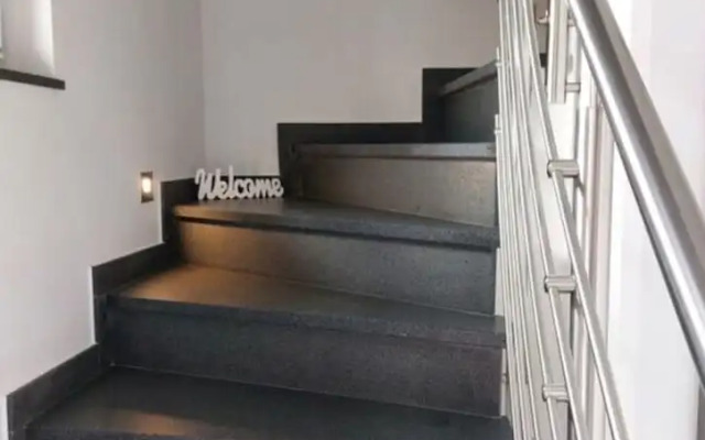 Sunshine Comfortable Holiday Residence