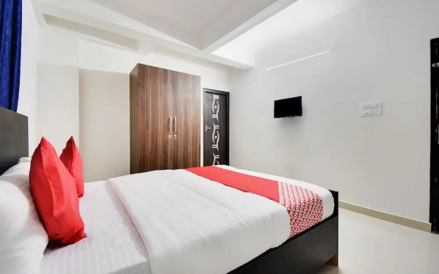 Oyo 43621 Hindavi Inn 3