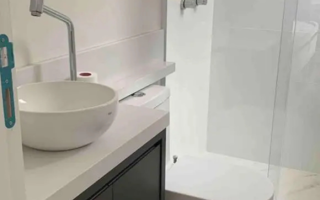 Apartamento NOVO, 1 quadra do mar