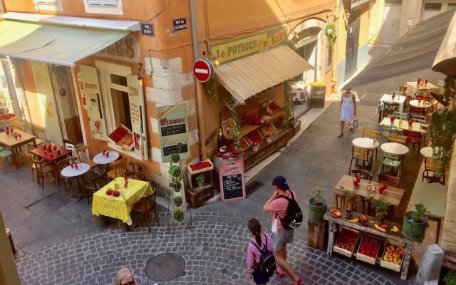 Appart vieil antibes