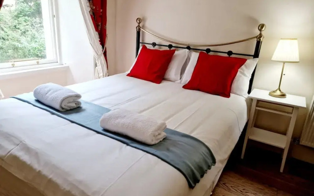 Georgian Two Bedroom Apartment