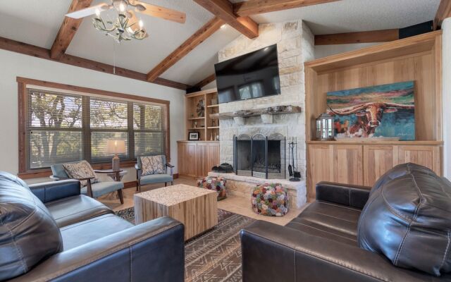 Ranch Retreat Creek View - Pool Table and Fire Pit