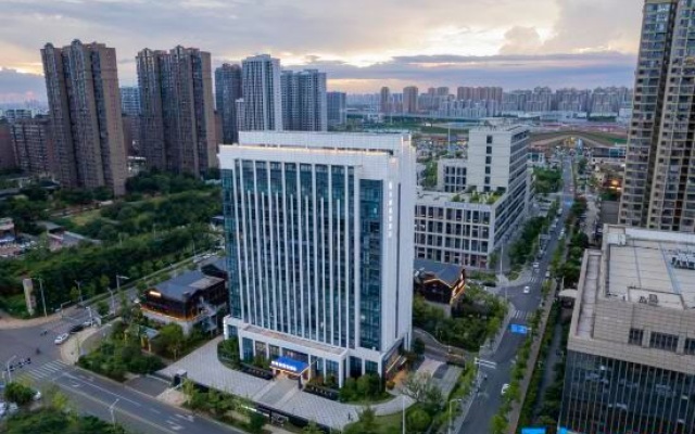 Mehood LESTIE (Wuhan Jiangxia Living Room Metro Station Aeon Mall Branch) – Outside – Wuhan
