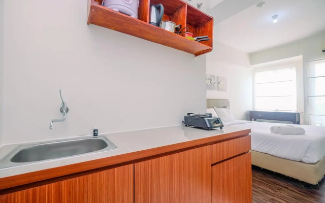 Comfortable and Lovely Studio Podomoro Golf View Apartment